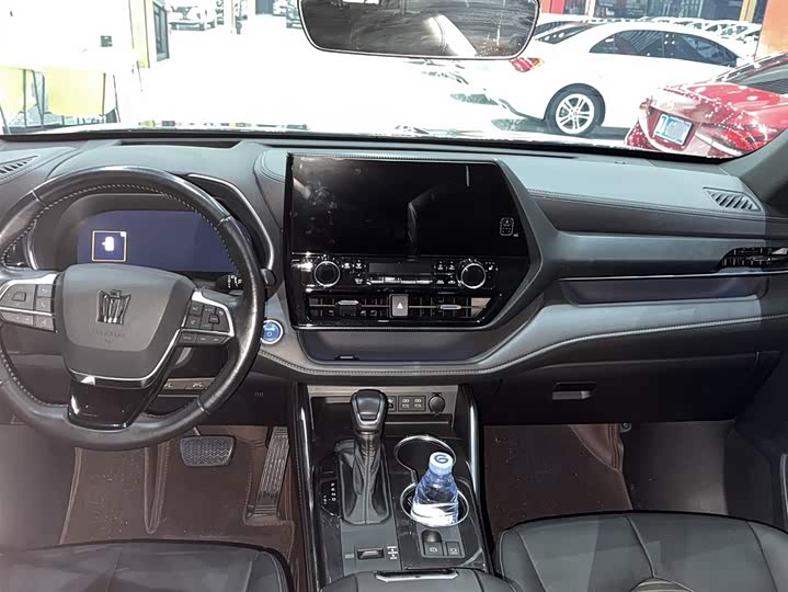 Фото 5 - Toyota Crown Kluger