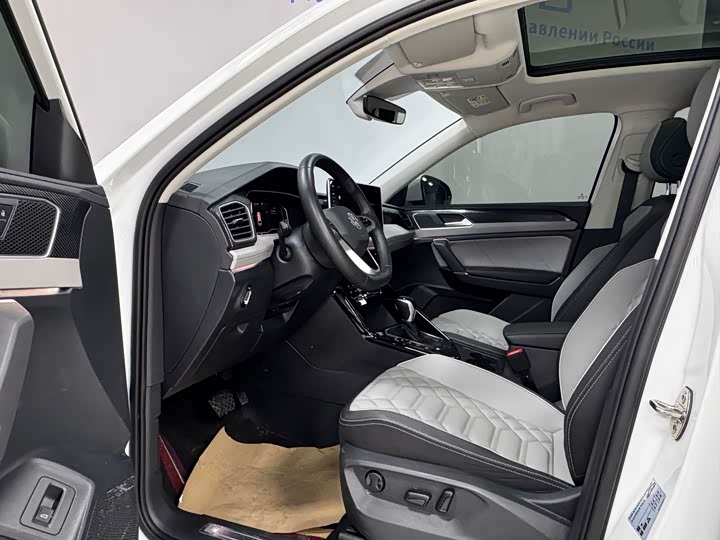 Фото 8 - Volkswagen Tayron