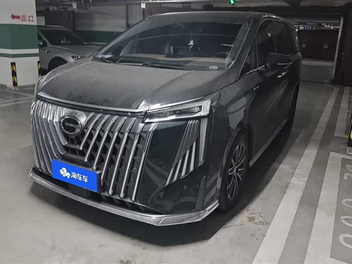 Фото 1 - GAC Trumpchi M8