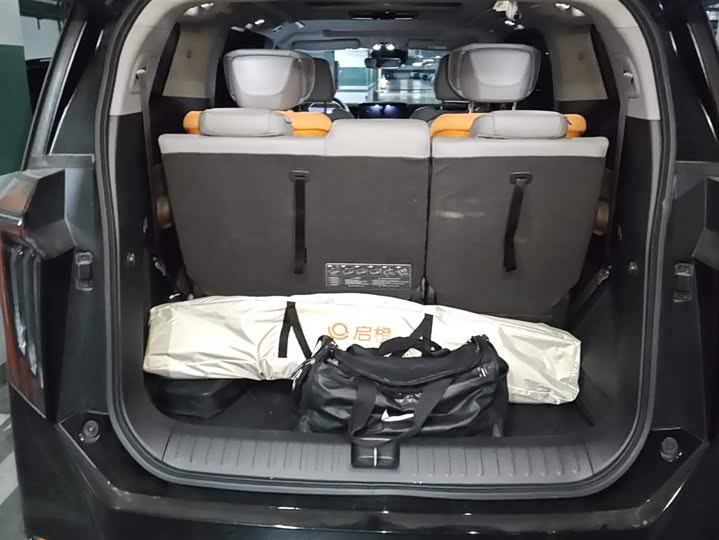 Фото 4 - GAC Trumpchi M8