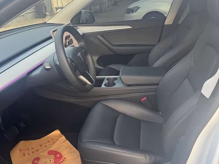 Фото 9 - Tesla Model Y