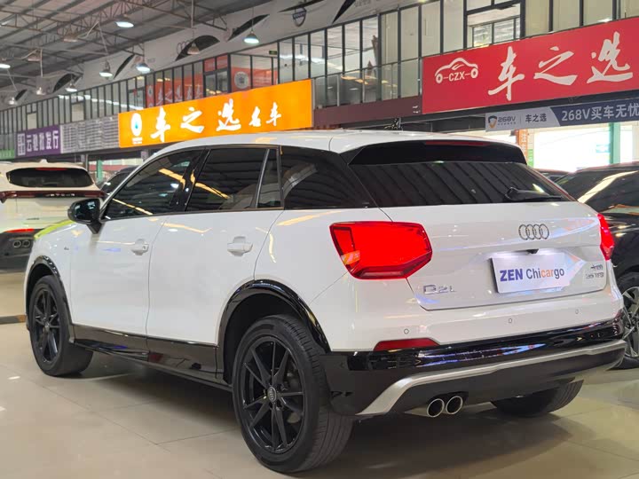 Фото 2 - Audi Q2L