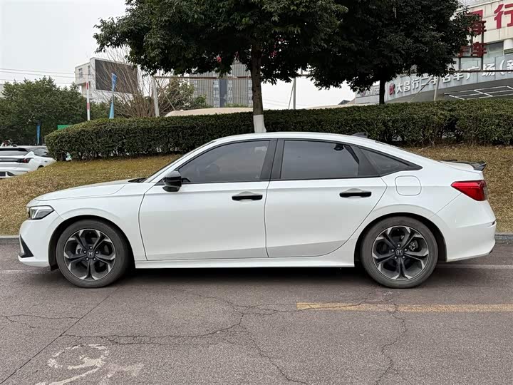 Фото 3 - Honda Civic