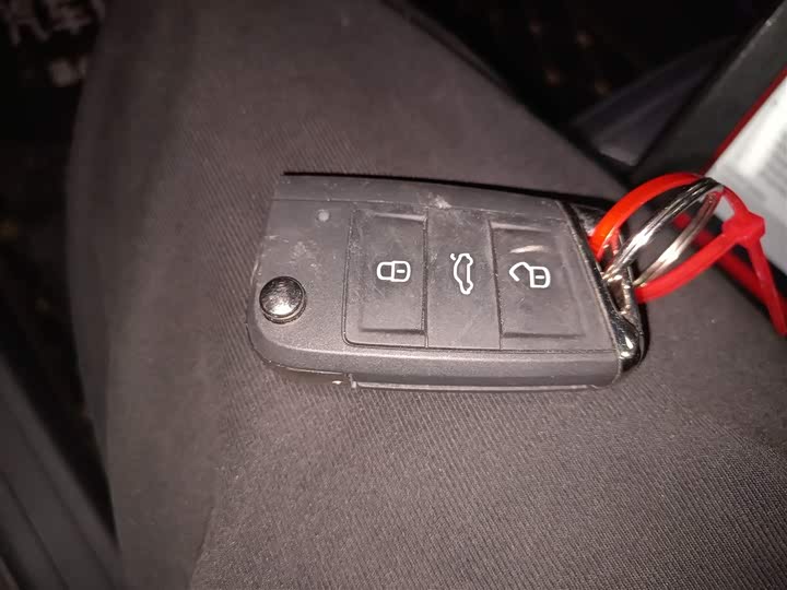 Фото 9 - Volkswagen Tiguan L Pro