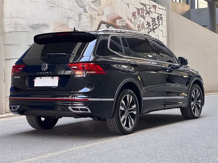 Фото 5 - Volkswagen Tiguan L Pro