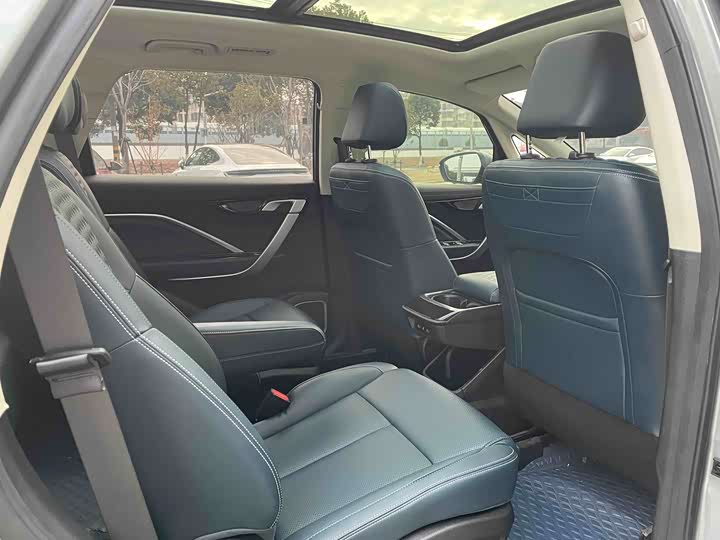 Фото 8 - Geely Jiaji