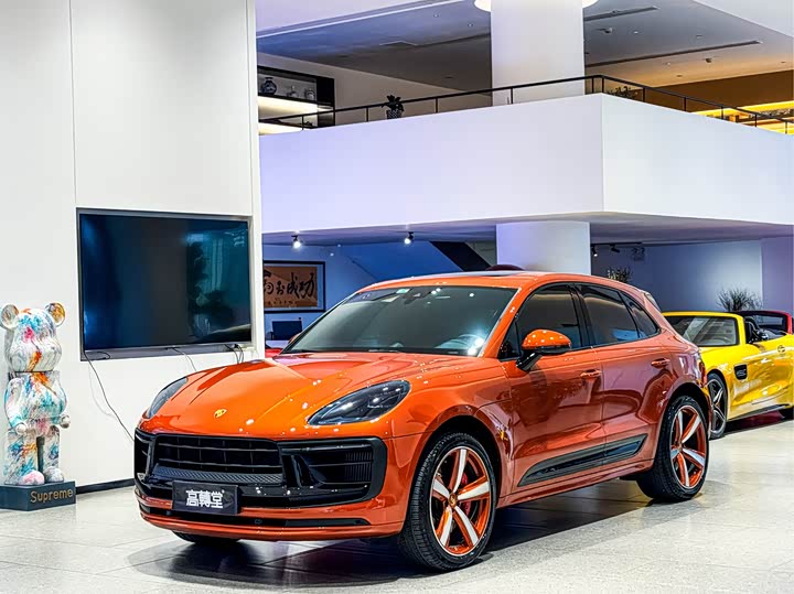 Фото 1 - Porsche Macan