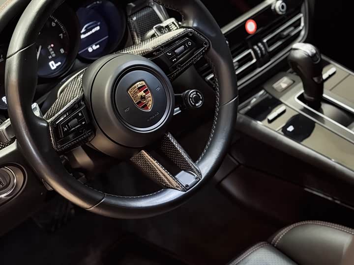 Фото 8 - Porsche Macan
