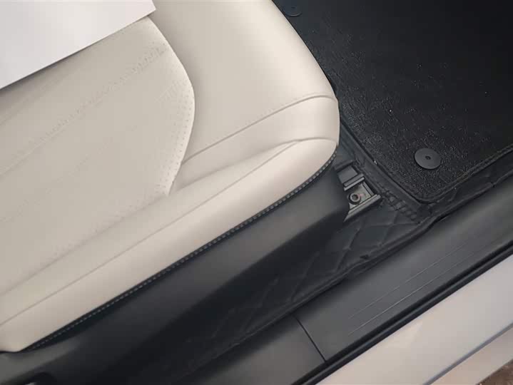 Фото 8 - GAC Trumpchi Empow R