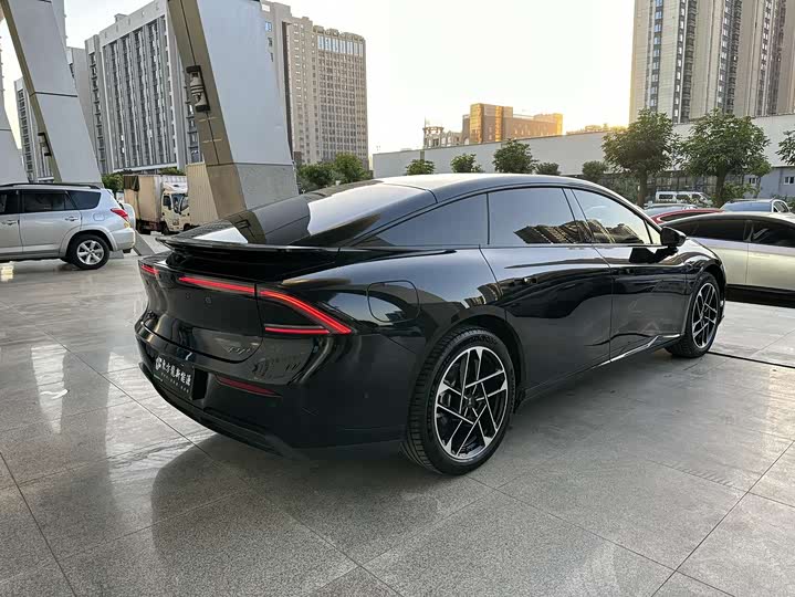 Фото 9 - XPeng F57