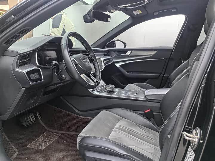 Фото 7 - Audi A6L Hybrid