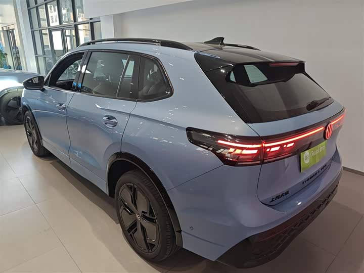 Фото 5 - Volkswagen Tiguan L Pro