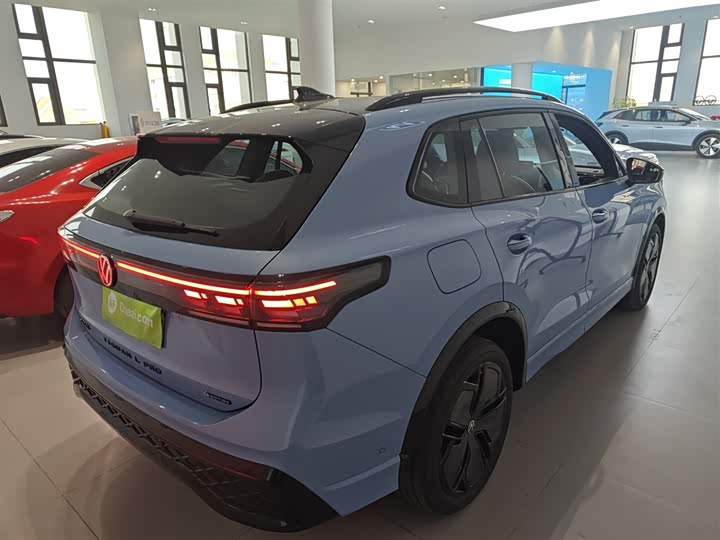 Фото 7 - Volkswagen Tiguan L Pro