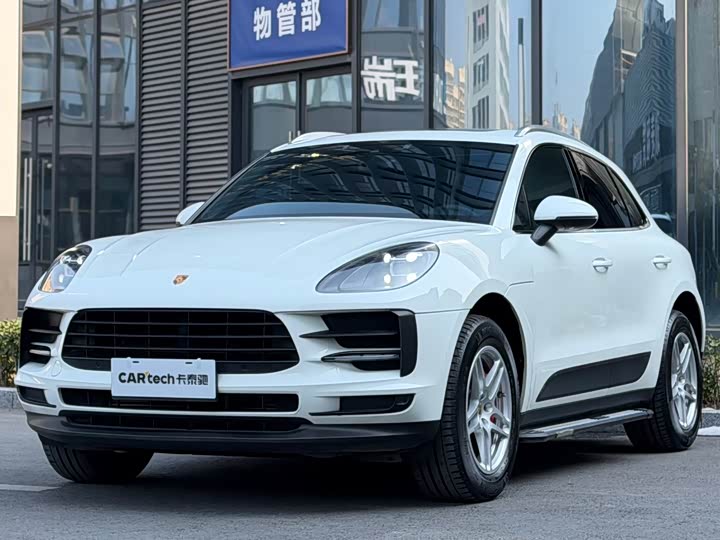 Фото 1 - Porsche Macan