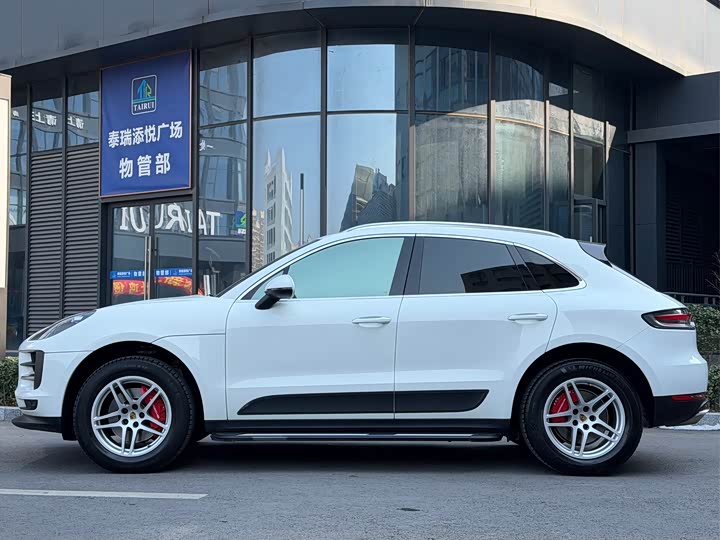 Фото 5 - Porsche Macan