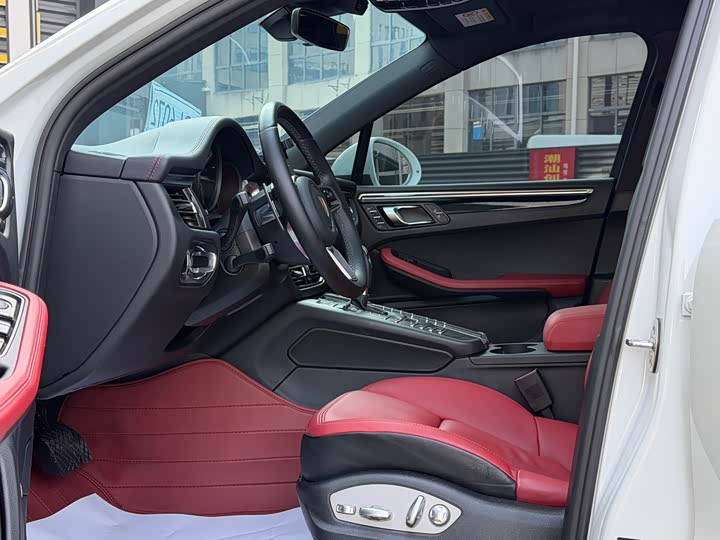 Фото 6 - Porsche Macan