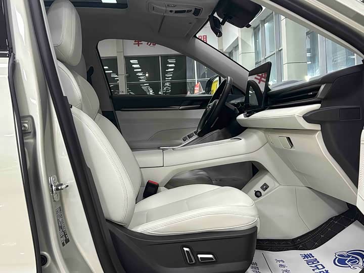 Фото 4 - Haval H6