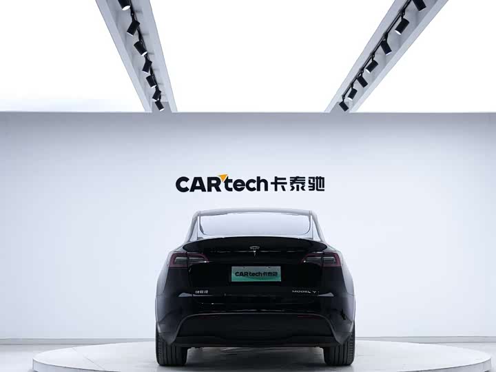 Фото 7 - Tesla Model Y