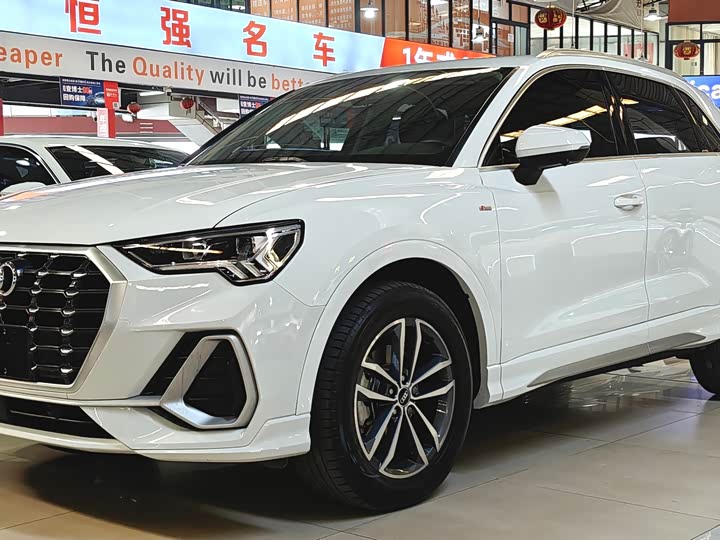 Фото 3 - Audi Q3