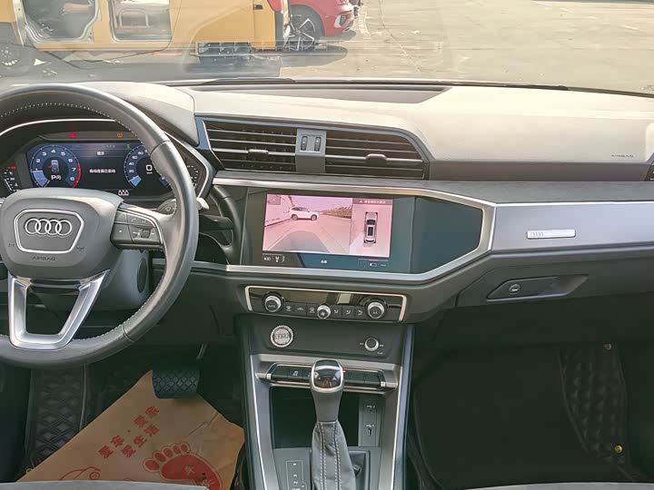 Фото 5 - Audi Q3