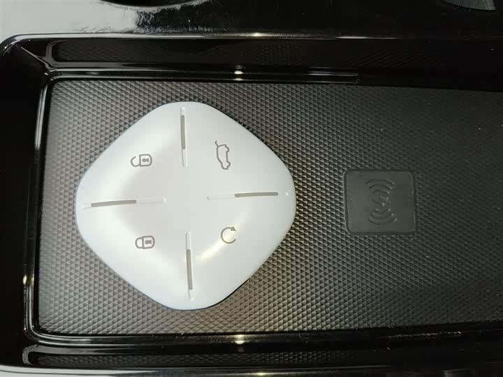 Фото 9 - Jetour Dashing