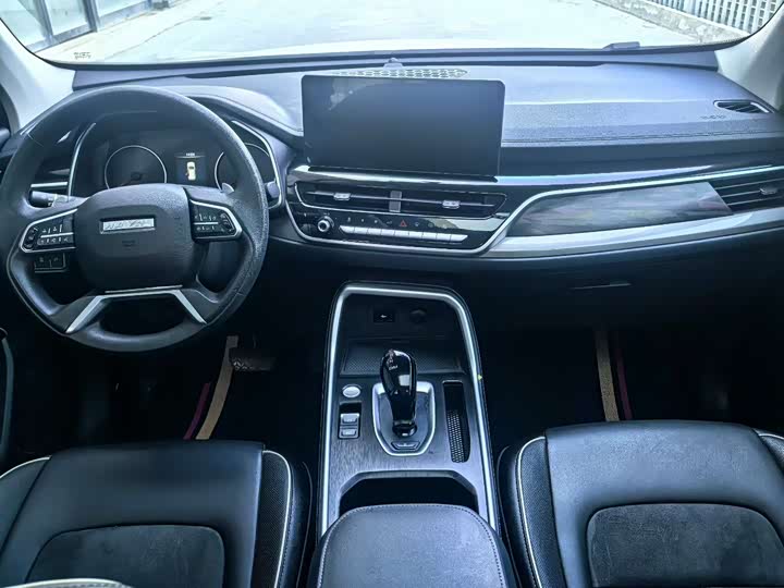 Фото 8 - Haval H6