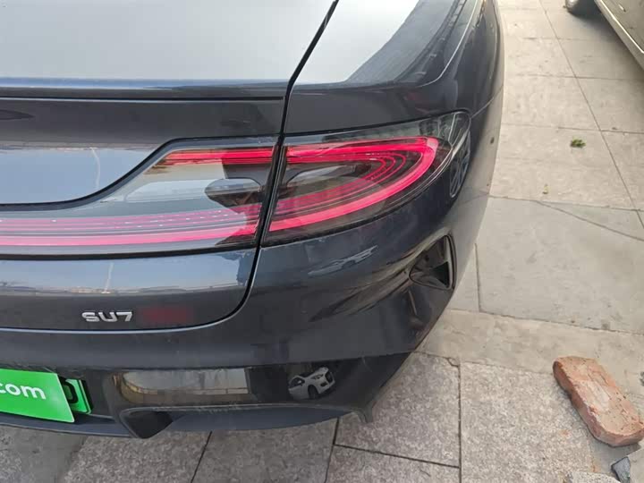 Фото 8 - Xiaomi SU7