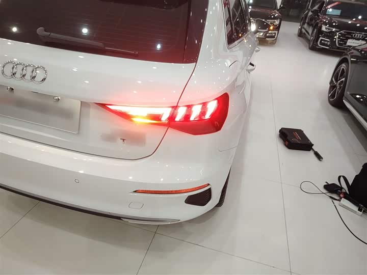 Фото 8 - Audi A3