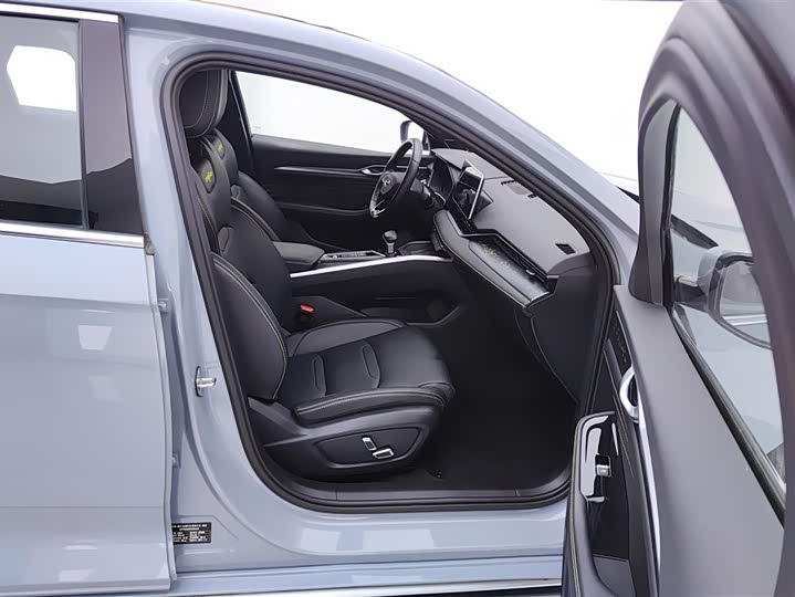 Фото 8 - Geely Preface