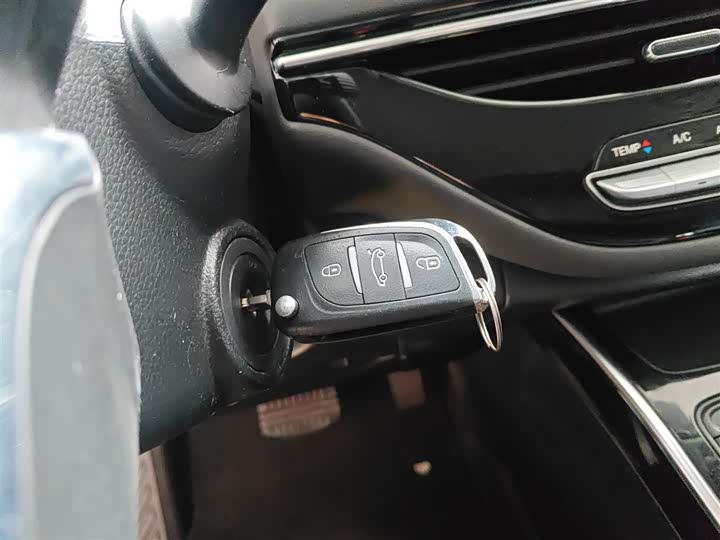 Фото 9 - GAC Trumpchi M6