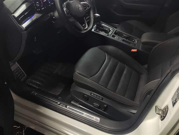 Фото 9 - Volkswagen CC