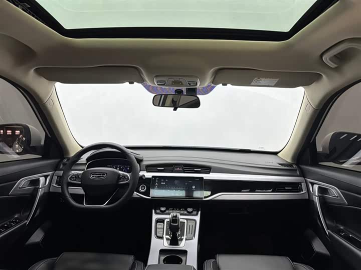 Фото 5 - Geely Atlas