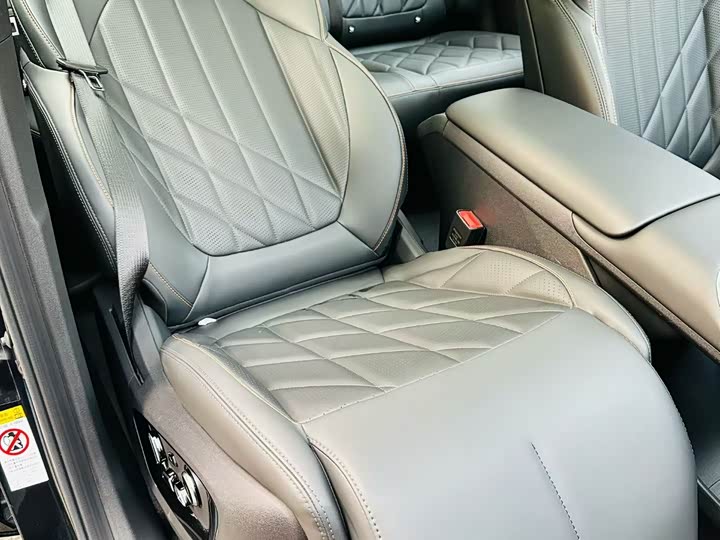 Фото 9 - Changan CS75 Plus