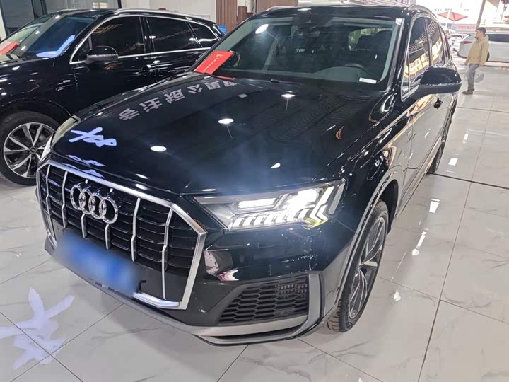 Фото 1 - Audi Q7