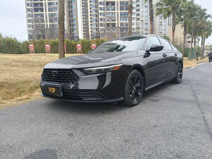 Фото 1 - Honda Accord