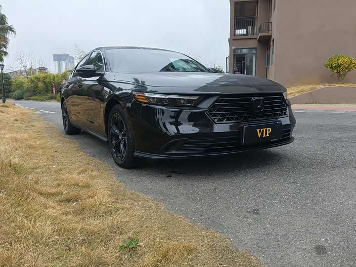 Фото 3 - Honda Accord