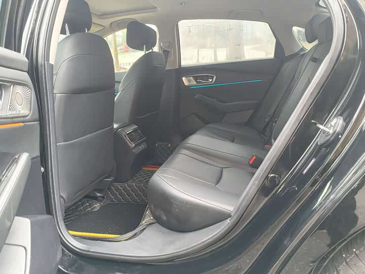 Фото 4 - Honda Accord