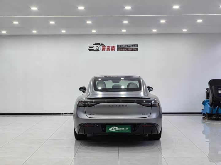 Фото 9 - Luxeed S7