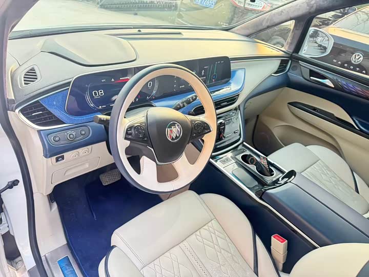 Фото 8 - Buick GL8 ES