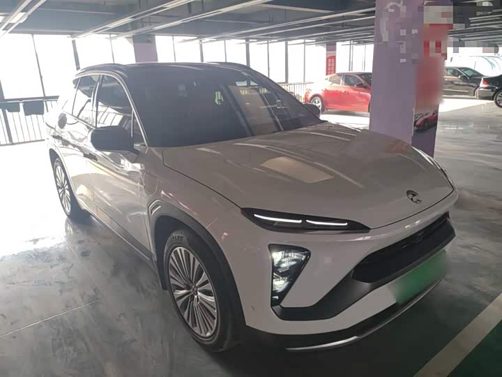 Фото 4 - Nio ES6