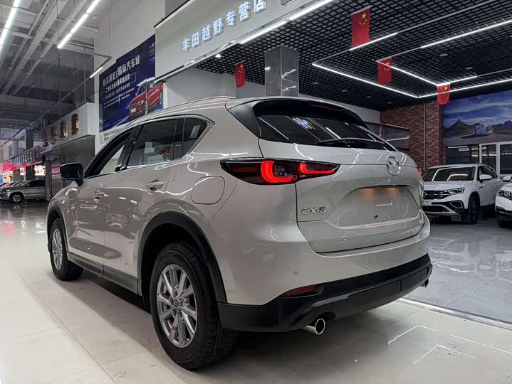 Фото 4 - Mazda CX-5