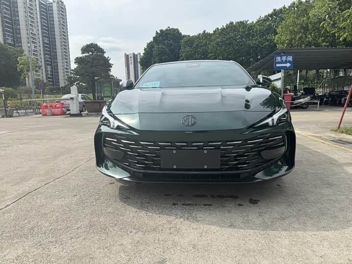 Фото 2 - MG Motor 7