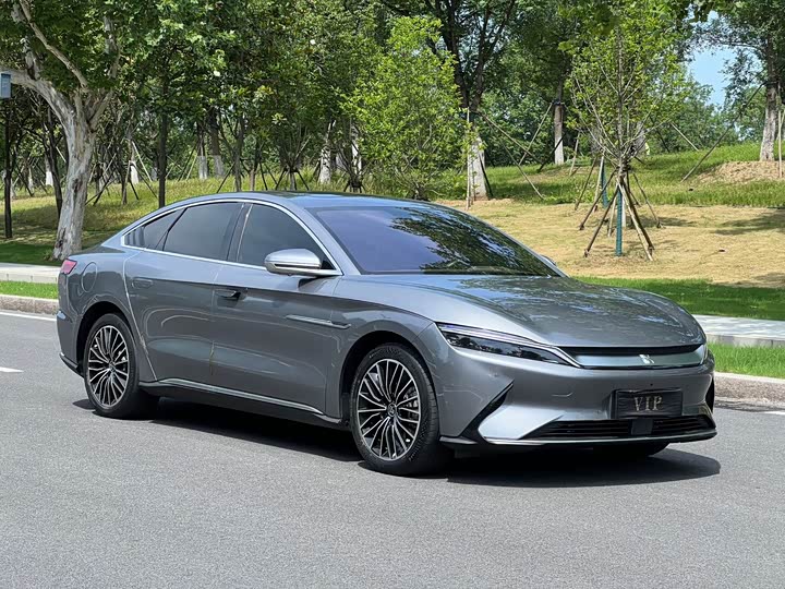 Фото 3 - BYD Han