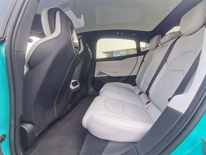 Фото 9 - Xiaomi SU7