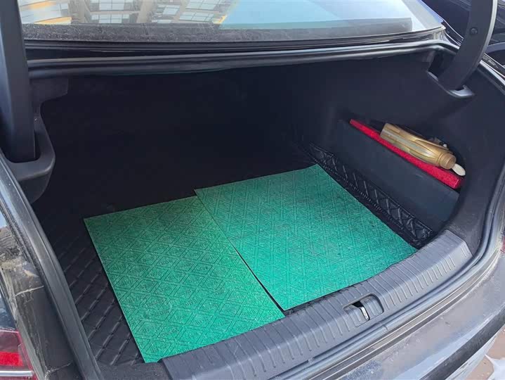 Фото 4 - Volkswagen Passat