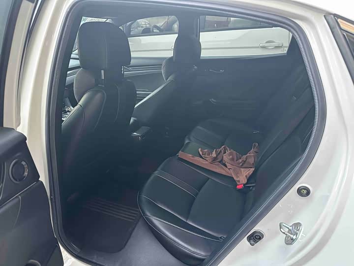 Фото 4 - Honda Civic