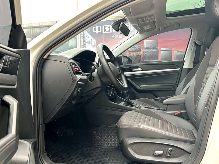 Фото 5 - Volkswagen Lavida