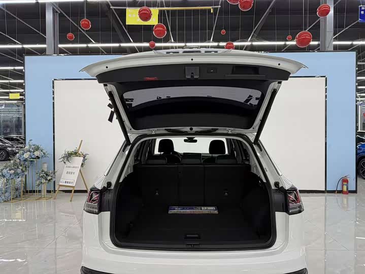 Фото 8 - Volkswagen Tayron