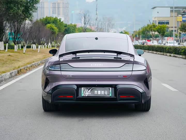 Фото 4 - Xiaomi SU7