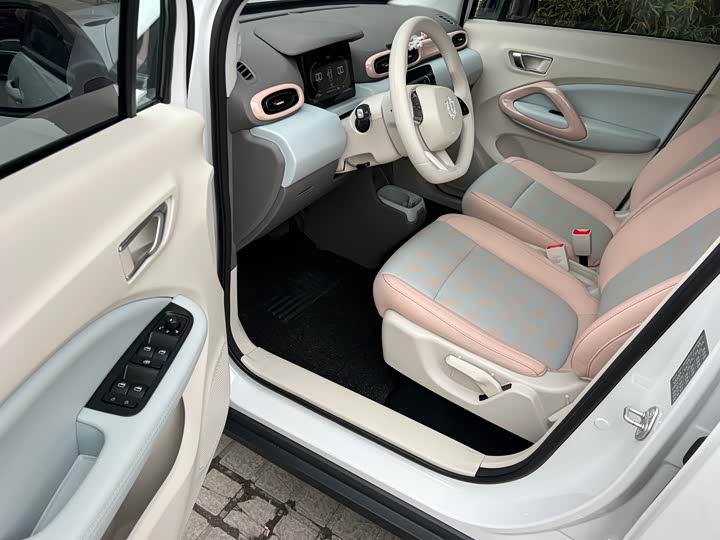 Фото 6 - Leapmotor T03